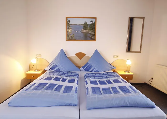 Hotel-cafe Hanfstingl מלון Egling