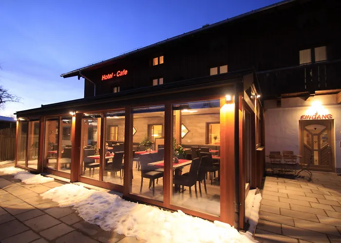 Hotel-cafe Hanfstingl 3*