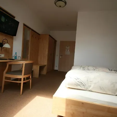 Hotel-cafe Hanfstingl Szálloda Egling