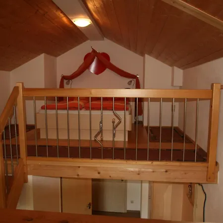 فندق Hotel-cafe Hanfstingl إيغْلِنْغ