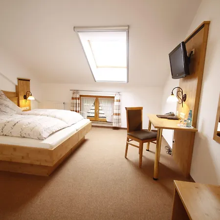 Hotel Hotel-cafe Hanfstingl 3*