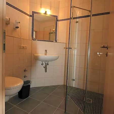 Szálloda Hotel-cafe Hanfstingl 3*